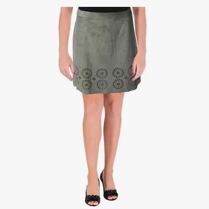 Vince Camuto Laser Cut Faux Suede Skirt Tan Oatmeal Size 12